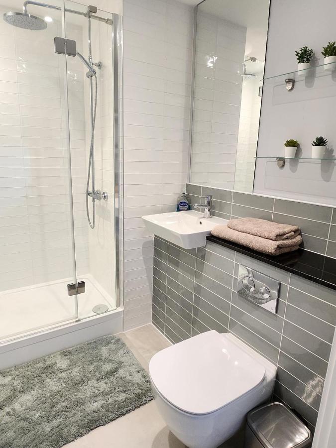Lovely Luxury Apartment Near Luton Airport 801 Екстериор снимка