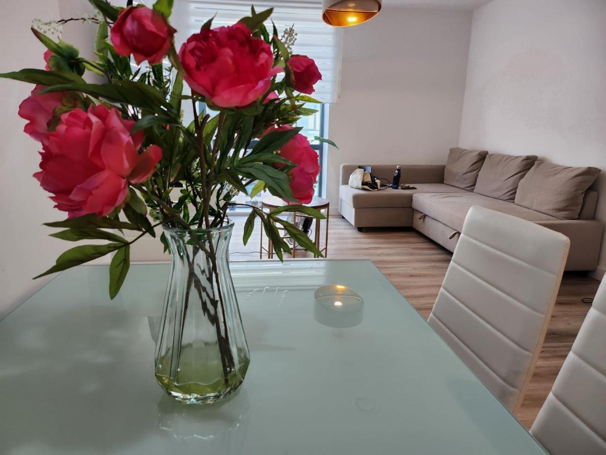 Lovely Luxury Apartment Near Luton Airport 801 Екстериор снимка